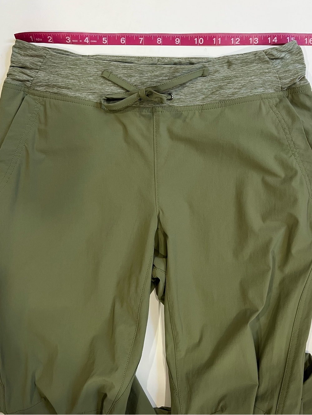 Duluth Trading Co Green Drawstring Women's Active Pants - Picture 9 of 11